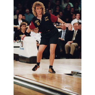 Carol Gianotti: Accolades and Hall of Fame Recognition in PWBA Bowling